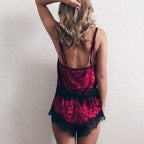 Women's Stylish Tank Top and Shorts Set (Two Pieces)