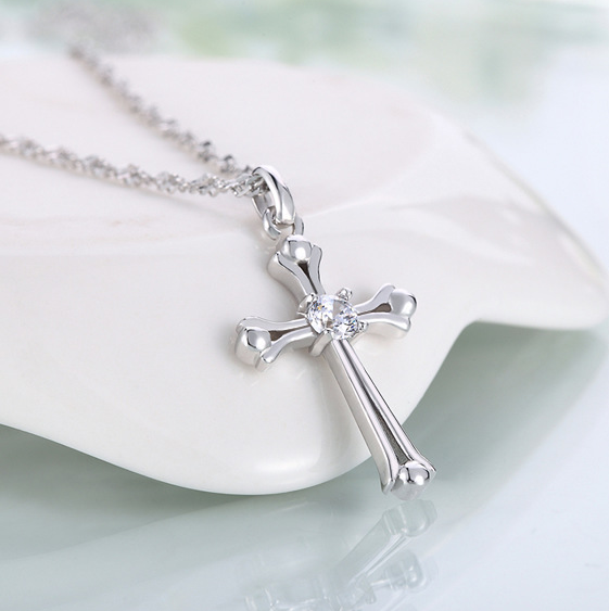 Women's Cross Pendant Necklace