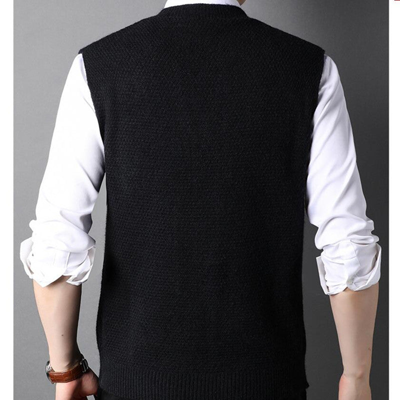 Men's Cable-Knit V-Neck Sweater Vest