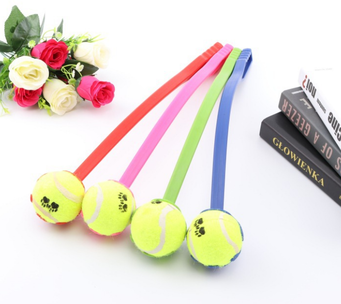 Dog Ball Launcher with Tennis Ball, Lightweight Fetch Thrower Stick for Dogs, Hands-Free Long-Distance Outdoor Play Toy with Ergonomic Grip