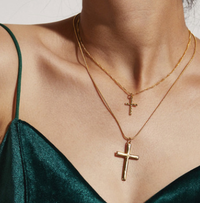 Layered Cross Pendant Necklace Set