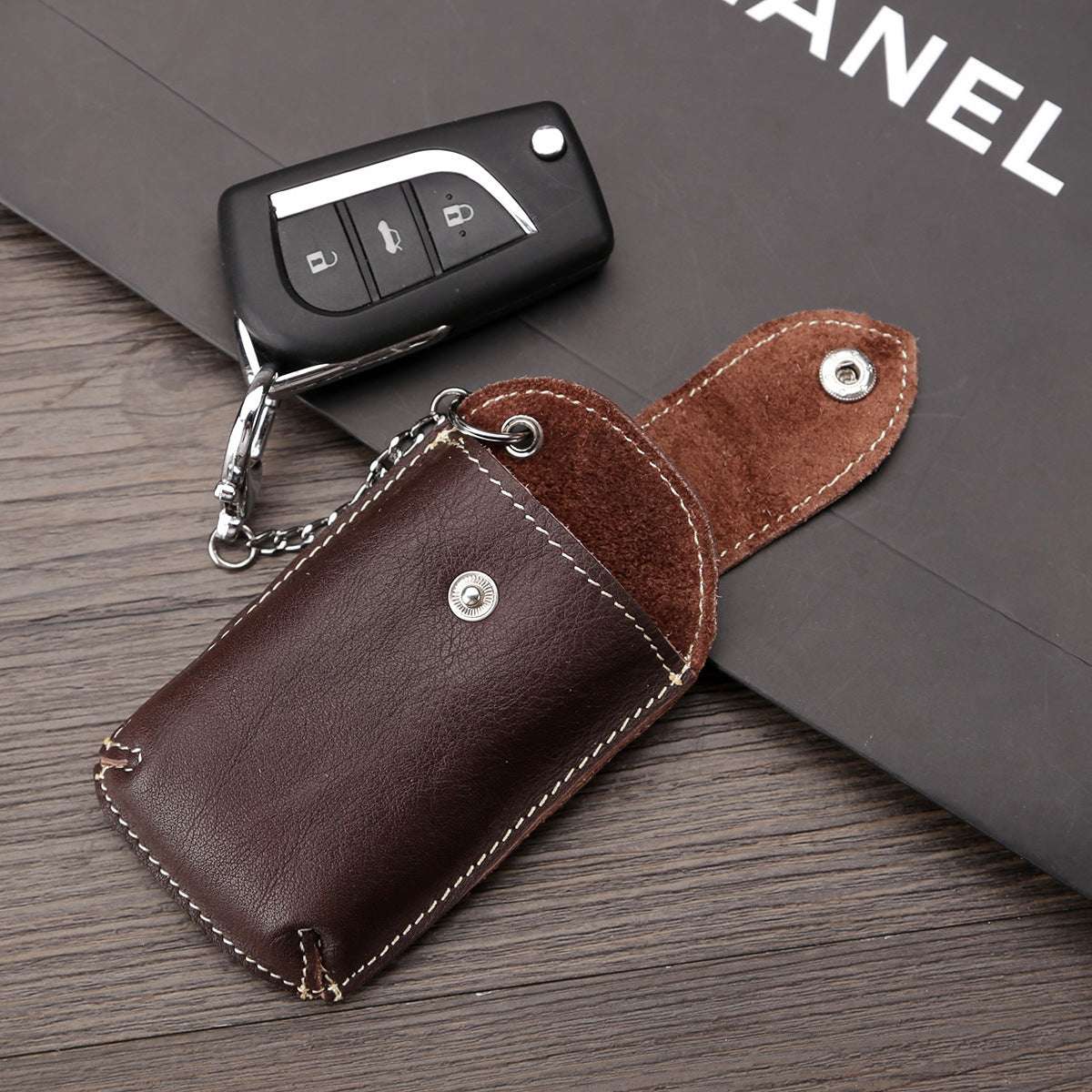 Leather Car Key Holder with Custom Logo | Accessory