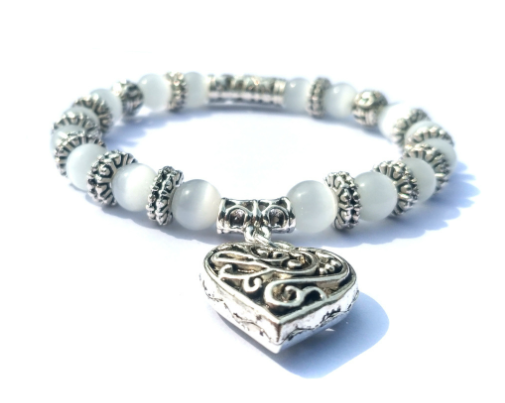 Cat's Eye Stone Bracelet with Heart Charm