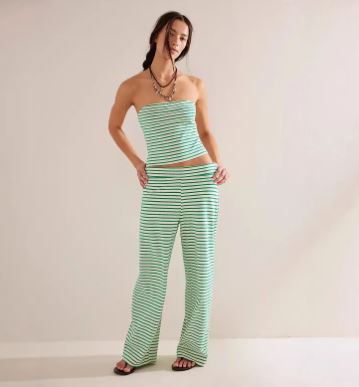 Trendy Women's Striped Knitted Tube Top & Pants Two-Piece Sports Leisure Set