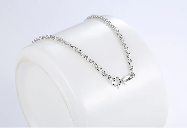 40C Double Buckle Cross Necklace | Jewelry
