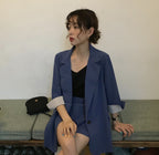 2020 Women's Thin Striped Sleeve Blazer and Shorts Set